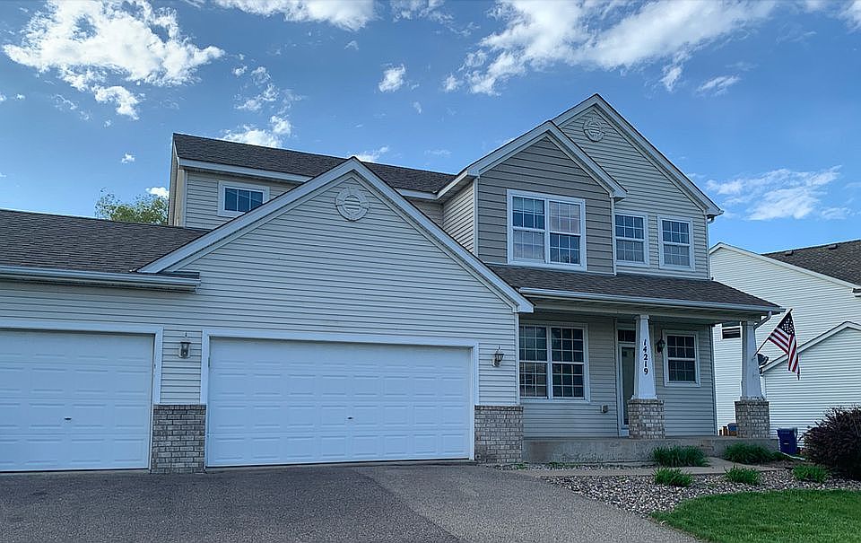 Bloomfield 4 BR 3 BA 3 Car