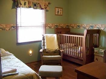 3rd image of 10 Augusta Dr