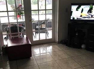 9949 SW 16th St, Pembroke Pines, FL 33025