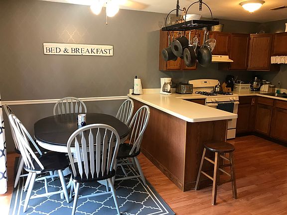 5th image of 428 Heine Ave #428