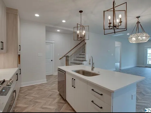 2705 9th Ave SW, Huntsville, AL 35805