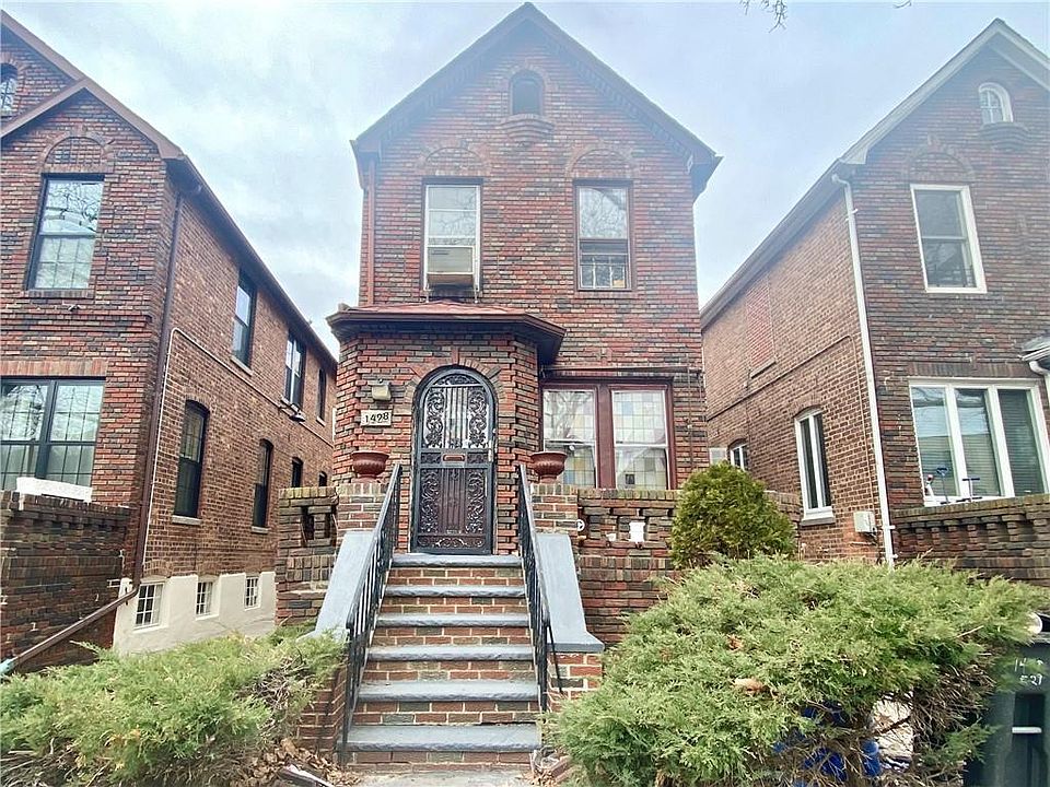 1st image of 1498 E 29th St
