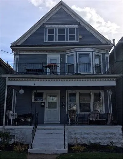 215 Rhode Island St photo 1