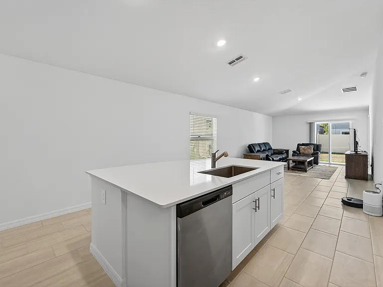 17512 Shirewood Way — Photo 6
