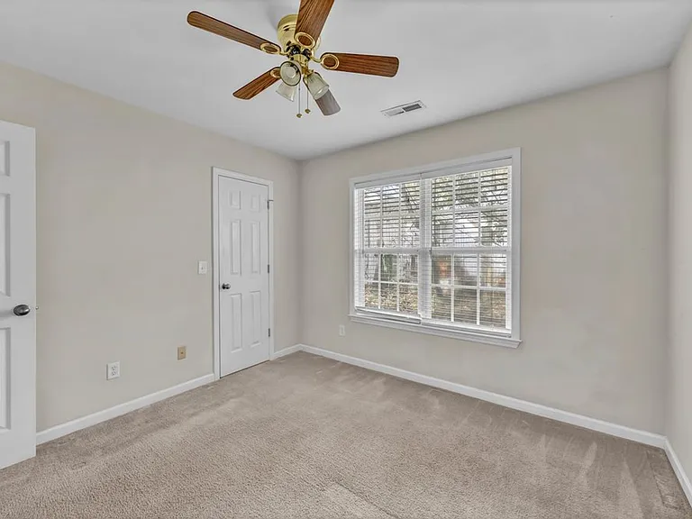 2029 Jackson St — Photo 20