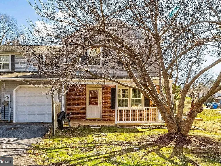 3413 White Fir Ct #A — Photo 1