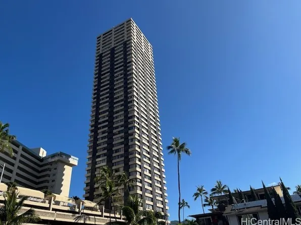 444 Niu St APT 1312, Honolulu, HI 96815