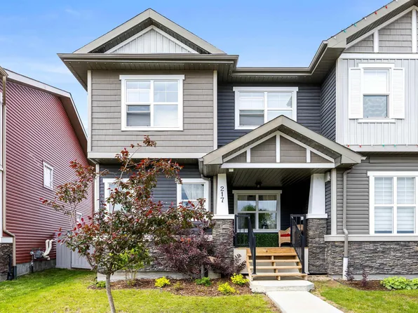 217 Griesbach Rd NW, Edmonton, AB T5E 6S5
