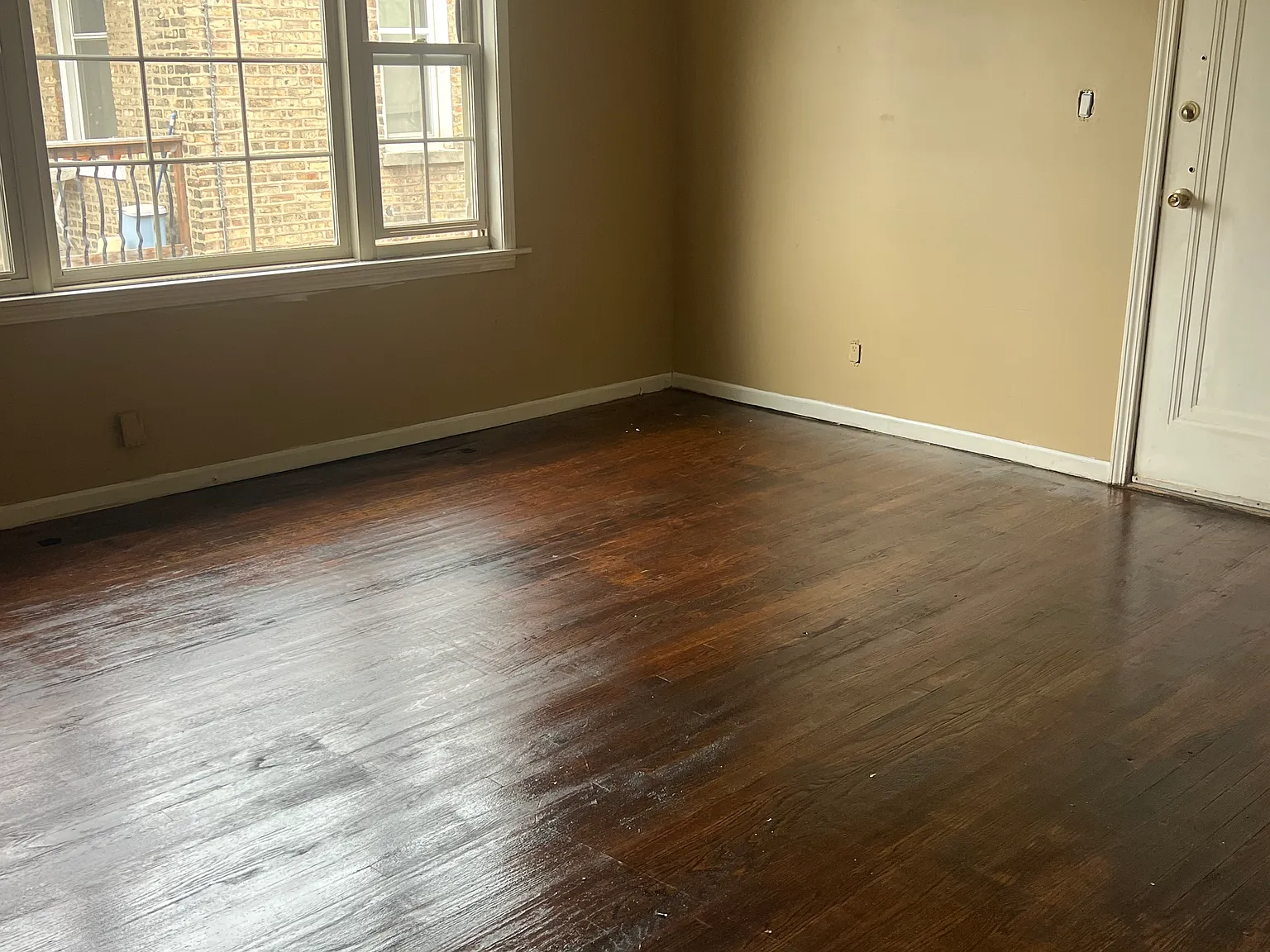 1 bed, 700 sqft, $1,575 — Photo 1