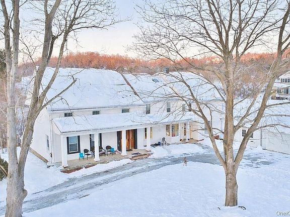 3rd image of 487 Black Meadow Road