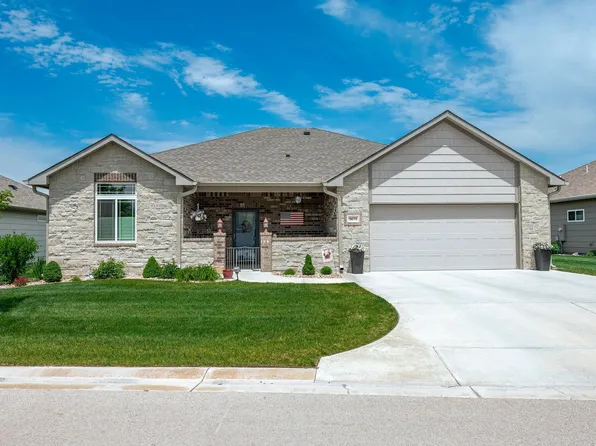 3673 N Lakeway Ct, Wichita, KS 67205