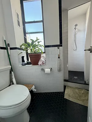 Rented by Building Equity Real Estate LLC | media 17