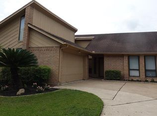 6219 Egypt Dr, Pasadena, TX 77505