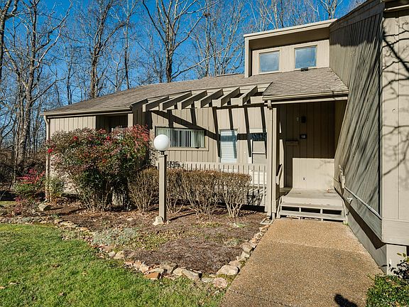 2nd image of 119 Eagle Ct