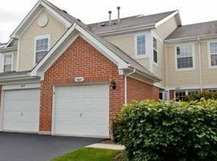 1427 Winfield Way, Roselle, IL 60172