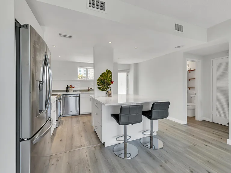 2840 N Ocean Blvd #308 — Photo 7