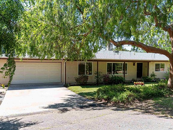 4th image of 1027 Pepper Tree Ln