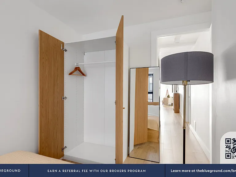 940 1st Ave #3R — Photo 14