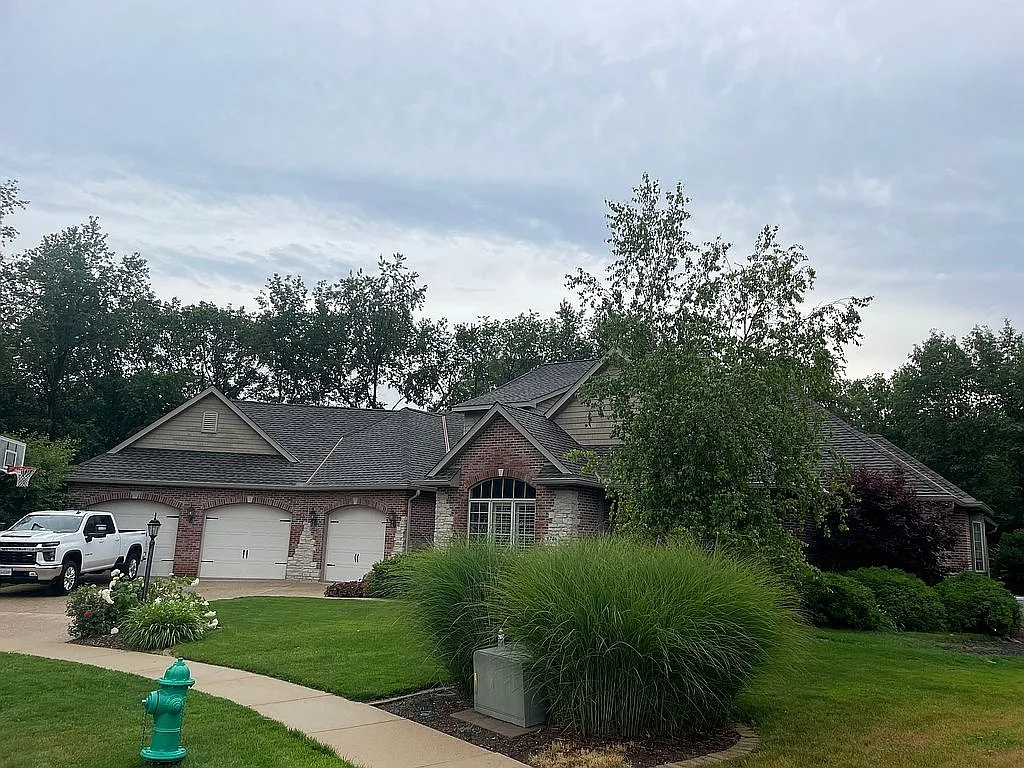 1746 Sycamore photo 1