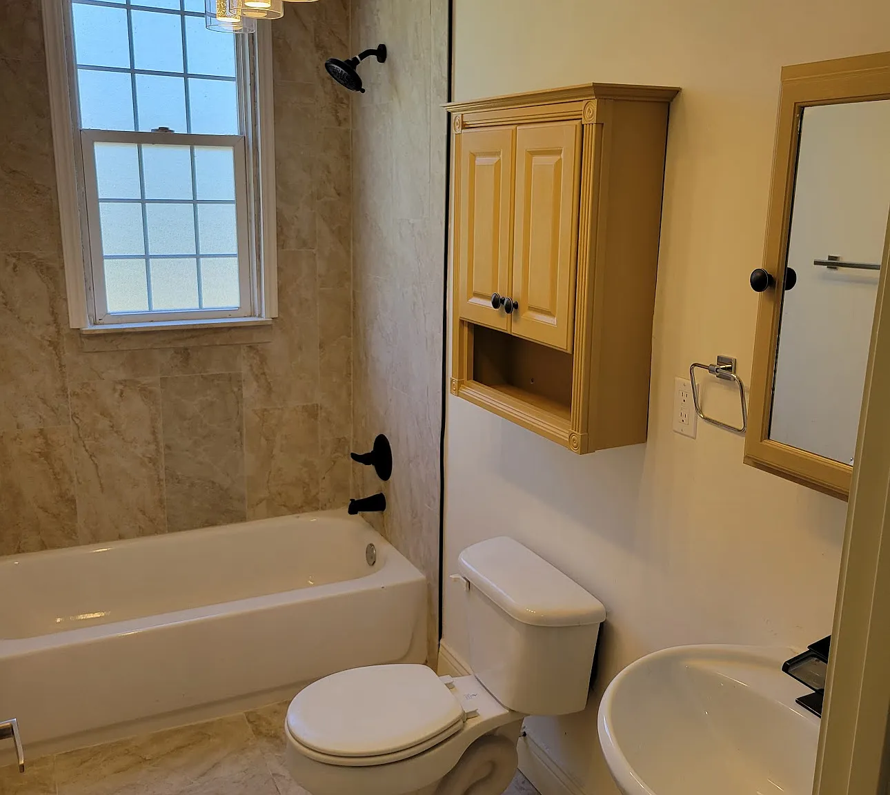 2 bed, 800 sqft, $900 — Photo 2