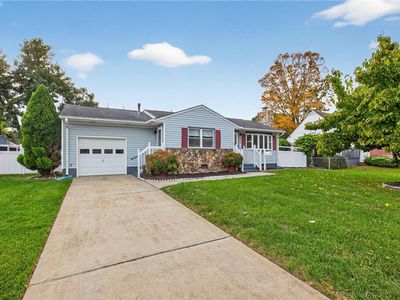 737 Holladay Ln, Virginia Beach, VA, 23455