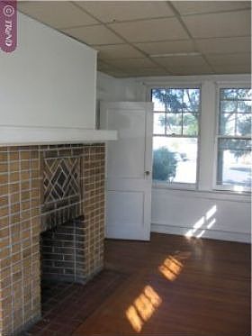 3rd image of 284 N Wycombe Ave