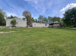 1000 Locust Rd, Hillsboro, OH 45133