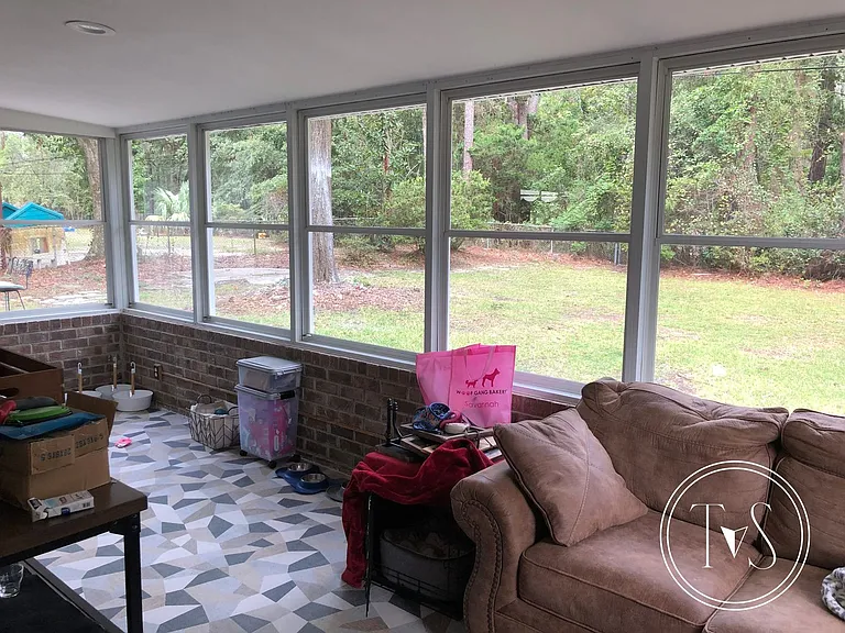 728 Windsor Rd — Photo 12