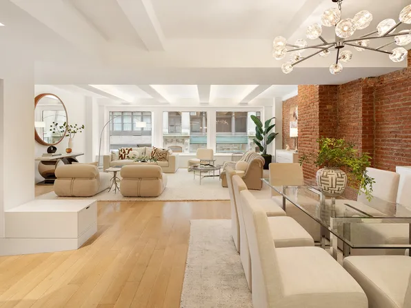 15 West 17th Street image 1 of 12