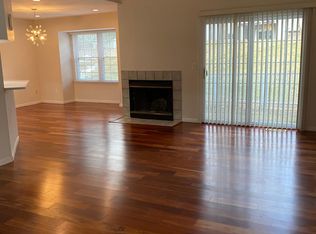 4335 Pine Ridge Ct, Ann Arbor, MI 48105
