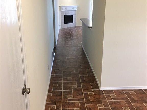 3rd image of 2912 Westover Dr