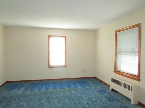 3rd image of 97 Burr Ave