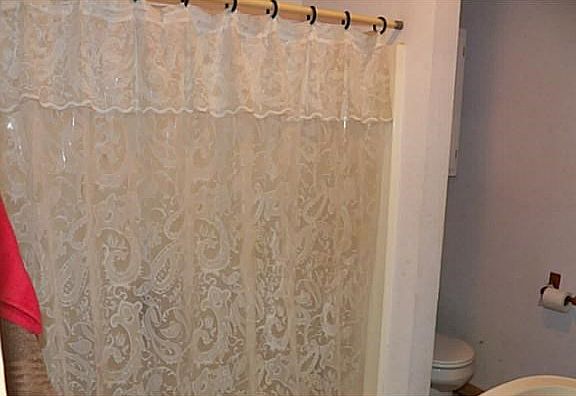Bathroom. Full bath in Studio Cottage