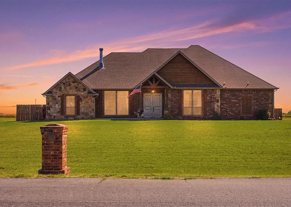 1st image of 23075 Sunset Ridge Dr