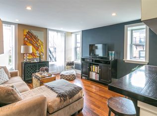 61 Erie St #201, Jersey City, NJ 07302