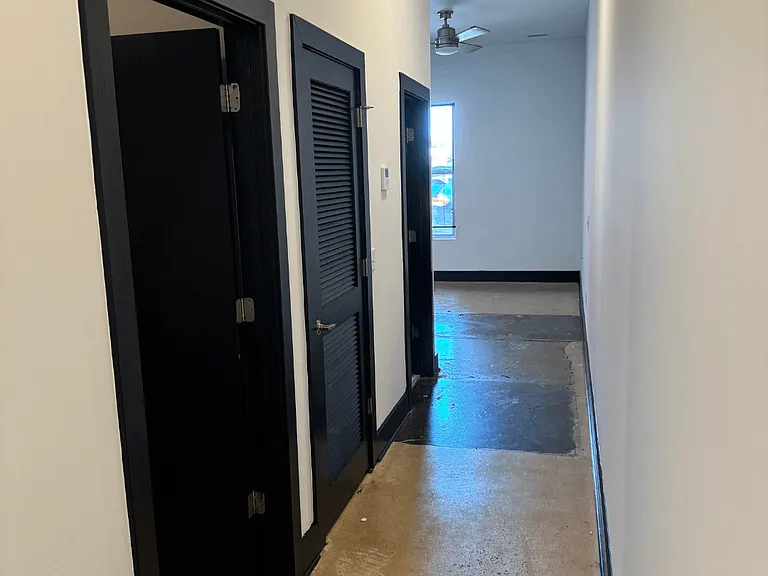 Pilot Place — Photo 21