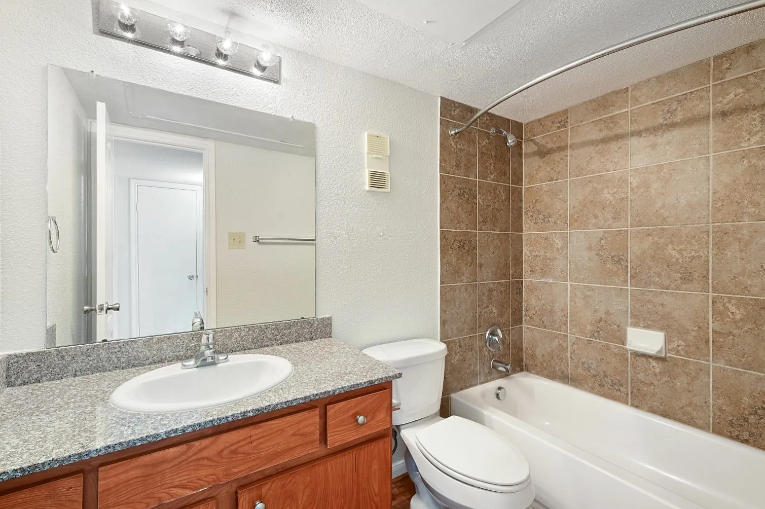 Reserve at Westwood — Photo 4