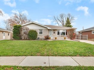 1208 Hosmer St, Joliet, IL 60435