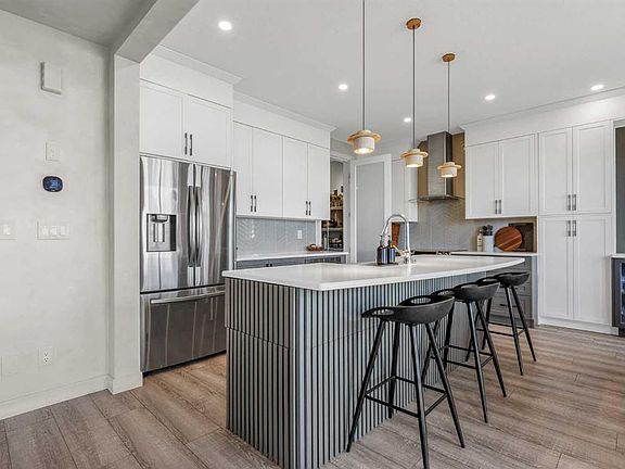 5th image of 208 S Osborne Grn SW