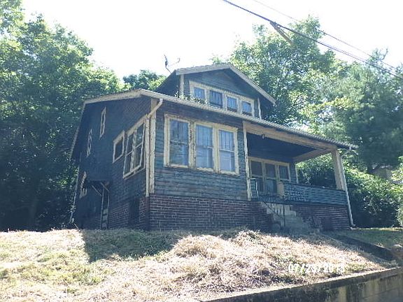 2nd image of 172 North Corning