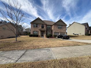 427 Mossycup Dr, Fairburn, GA 30213