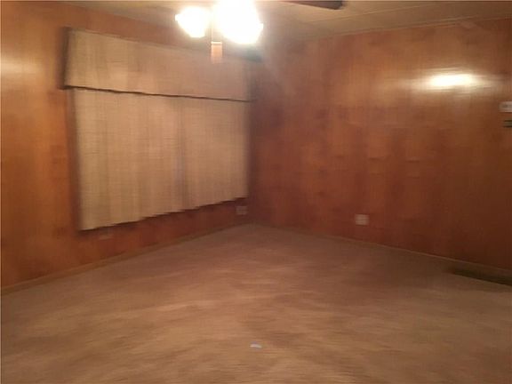 3rd image of 4012 Teal Dr