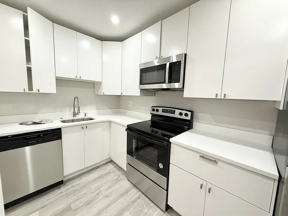 15 Ruggles St #6