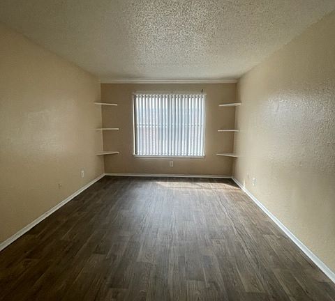 3rd image of 3229 Bonnie Dr APT 127