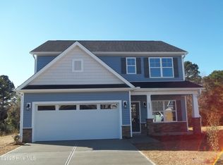 127 Paver Ln, Hampstead, NC 28443