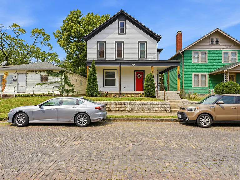 40 W Neff Ave — Photo 1