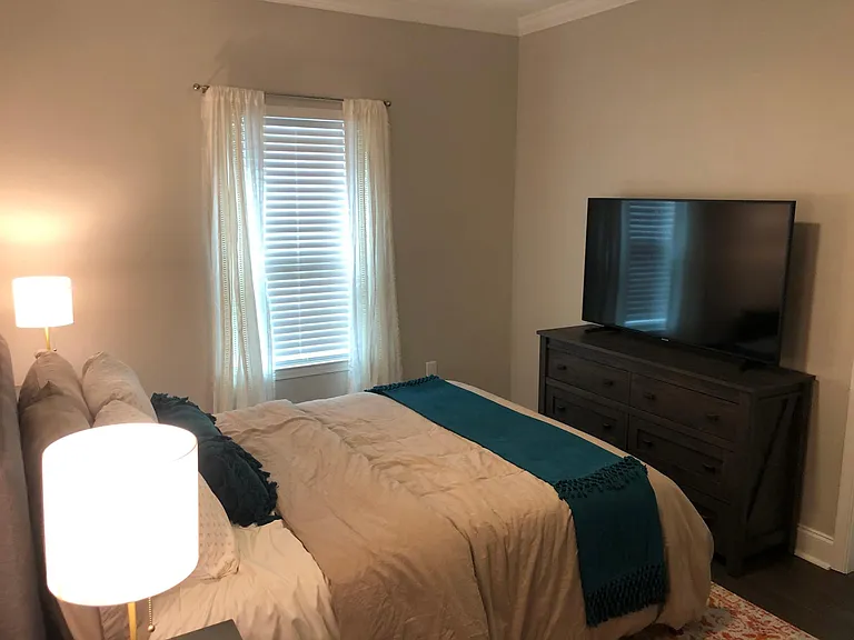 2612 Palmyra St #1 — Photo 8