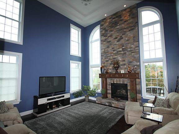 4th image of 204 Cedar Wood Dr