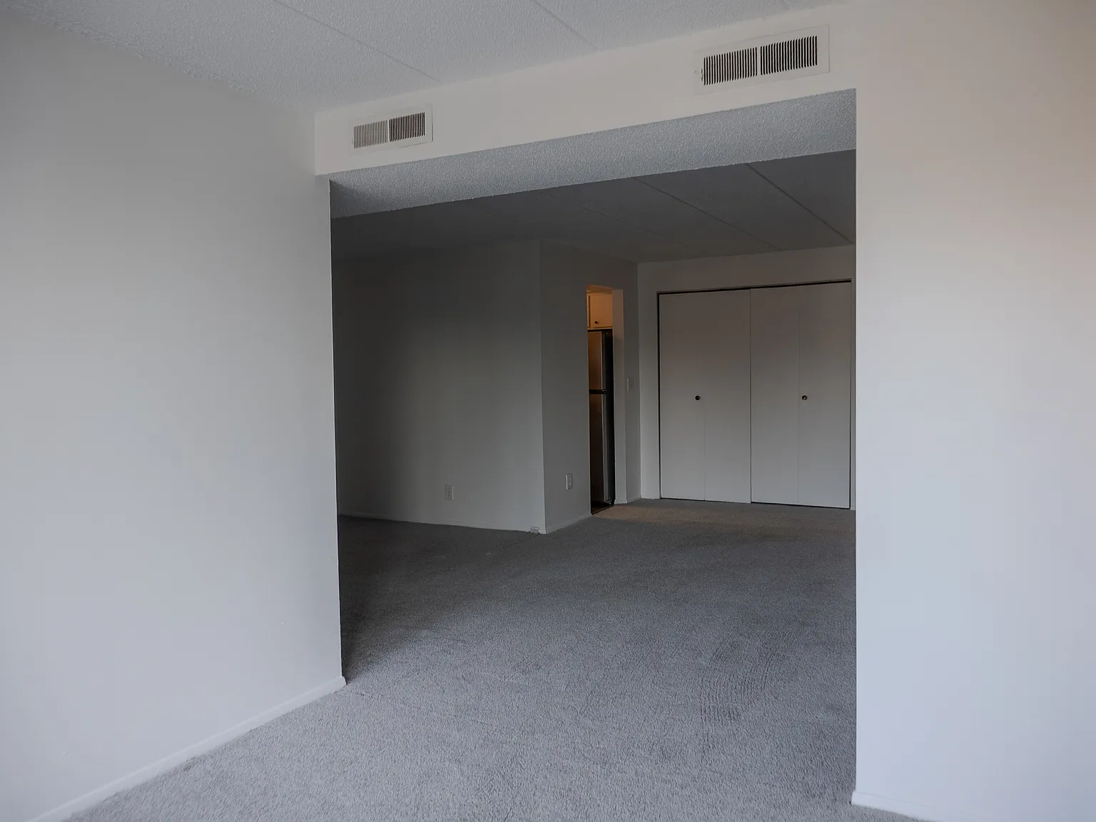 2440 Noble Road #208 - 1 — Photo 2