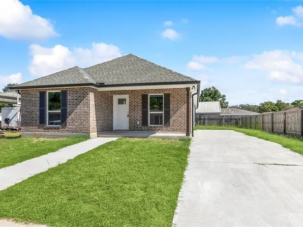 2505 Flamingo St, Saint Bernard, LA 70085